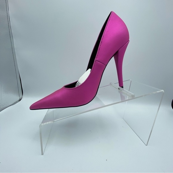 NWT. Zara Sparkly Pink Heeled Pumps. Size 6,5. - Picture 5 of 10
